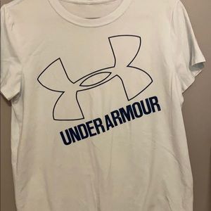 Women’s under armour tee